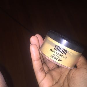 Sacha Buttercup Setting Powder